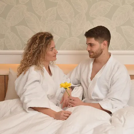 Zeleni Grad 호텔 4*